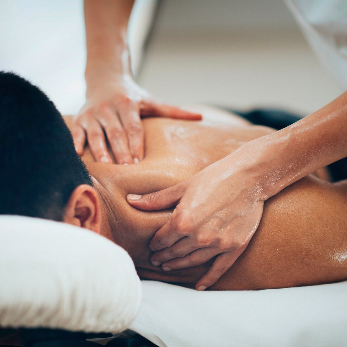 massage_therapy_leadcenterbahrain massage_therapy_leadcenterbahrain